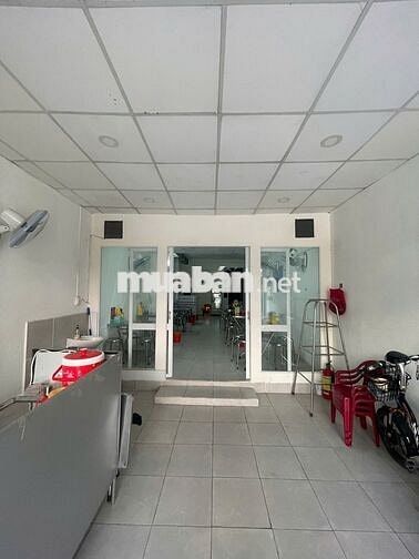 MT CMT8 Q10 – 4x20m – 25tr/th – Hợp mọi ngành – Được bán đồ ăn