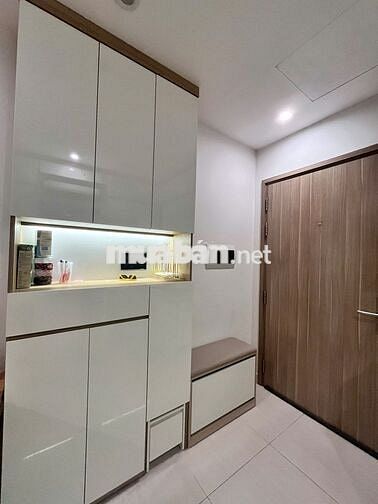 Chính chủ bán căn góc 2PN+,2WC, DT 70m,full đồ,tầng trung giá 4,39tỷ.