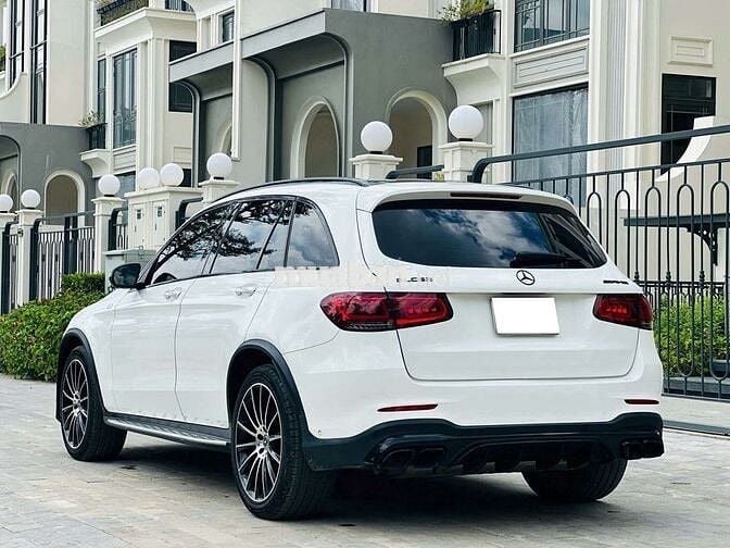 Mercedes glc200 4MATIC sx2021 - 22888 miles zin