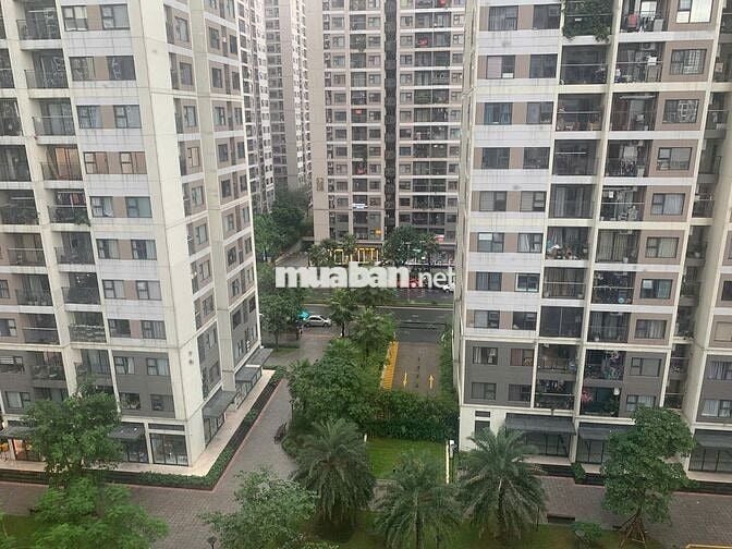 Chính chủ bán căn góc 2PN+,2WC, DT 70m,full đồ,tầng trung giá 4,39tỷ.