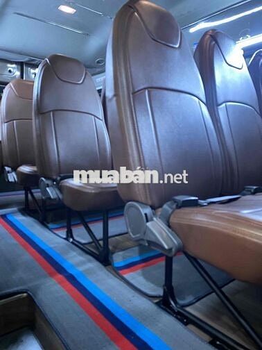 Ford Transit 2023 Tiêu chuẩn - 100000 km ( xe đẹp