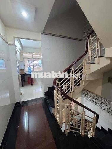 TÂN BÌNH XỊN TRONG PHÂN KHÚC - LẠC LONG QUÂN - HẺM 6M GẦN MẶT TIỀN