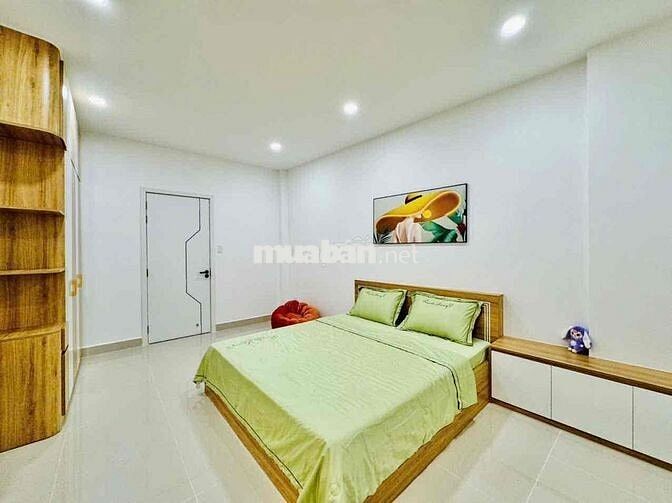 🤩🤩. nhà đẹp gò vấp 4 tầng nội thất cao cấp hẻm xe hơi 7 đồng tí