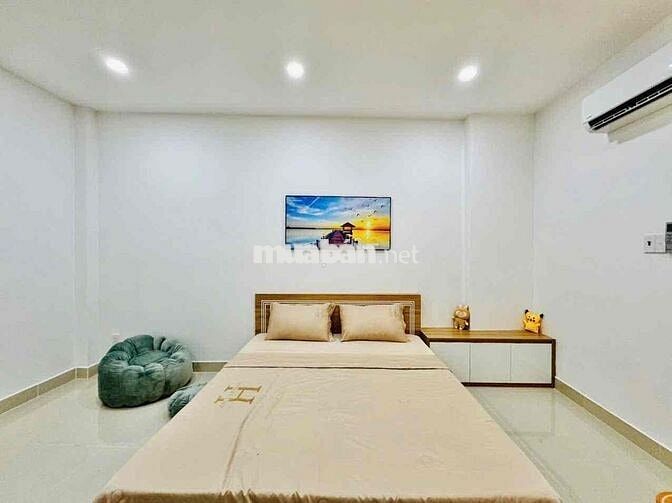 🤩🤩. nhà đẹp gò vấp 4 tầng nội thất cao cấp hẻm xe hơi 7 đồng tí