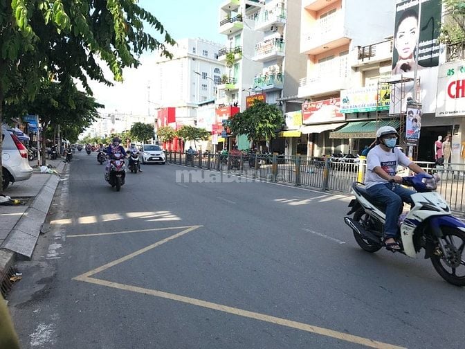 Cho thuê mặt bằng KD Luỹ Bán Bích, 4x11m suốt, Giá 16 triệu 