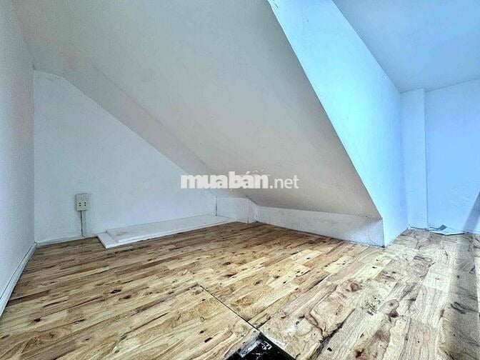 💥PHÒNG TRỌ CÓ GÁC GIÁ RẺ_SẴN MÁY LẠNH_NGAY KHU PHAN XÍCH LONG