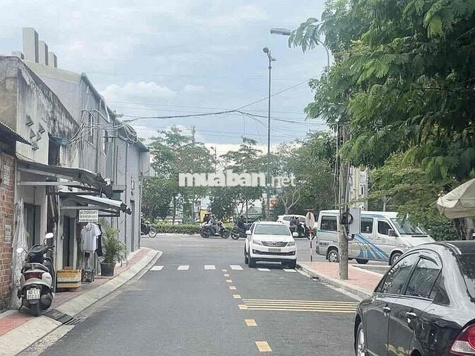 KHU BÊN SÔNG HIỆP BÌNH CHÁNH-370M2 FULL THỔ-LÔ GÓC-SÁT PHẠM VĂN ĐỒNG