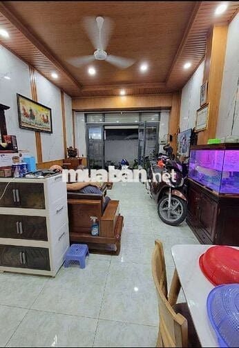 NHÀ 84M, 2 TẦNG, 4.7 TỶ TẶNG NỘI THẤT,  Đ. PHAN VĂN ĐỐI ĐI VÀO BÀ ĐIỂM