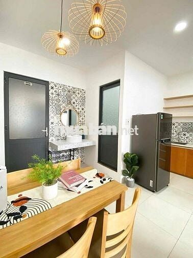 Cuối T11 Trống 2PN DT >40m2 Ban Công Lớn_Máy Giặt Riêng_📍Cách Q1 5P