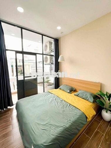 Cuối T11 Trống 2PN DT >40m2 Ban Công Lớn_Máy Giặt Riêng_📍Cách Q1 5P