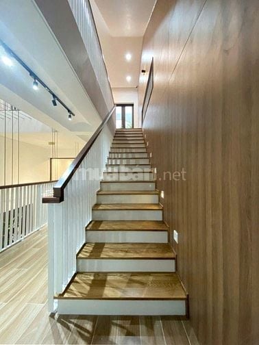 Nhà mới khu sang đường Hoa, Phan Xích Long, Phú Nhuận. Ngang 4.5m