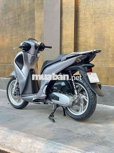 Sh125i 2017 bạc đẹp BSTP chính chủ máy móc zin