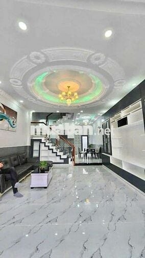 Cho Thuê Nhà 1 Trệt 1 Lầu 2PN 5x14m Hẻm 944 Huỳnh Tấn Phát