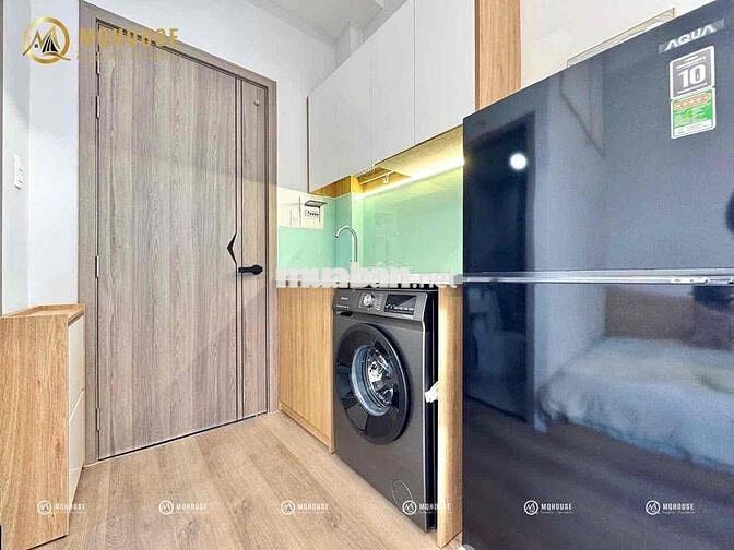 STUDIO CỬA SỔ TRỜI FULL NỘI THẤT CAO CẤP NGAY GẦN NGÃ TƯ BỐN XÃ