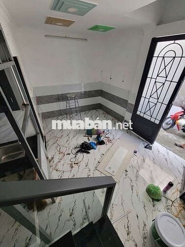 Cho thuê nhà mới nguyên căn 2 phòng ngủ 935 Huỳnh Tấn Phát