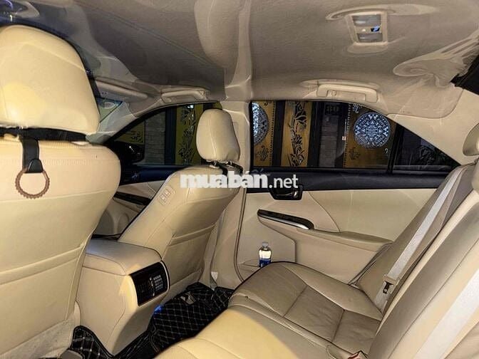 Toyota Camry 2017 2.0E Màu đen Sang trọng