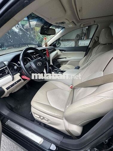 Toyota Camry 2021 2.5Q - 82000 km