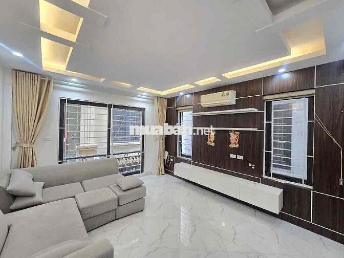 Cần Bán Nhà Ngõ 76 Vĩnh Hưng - Ngõ To - Cửa Nhà Rộng Như Sân Bóng