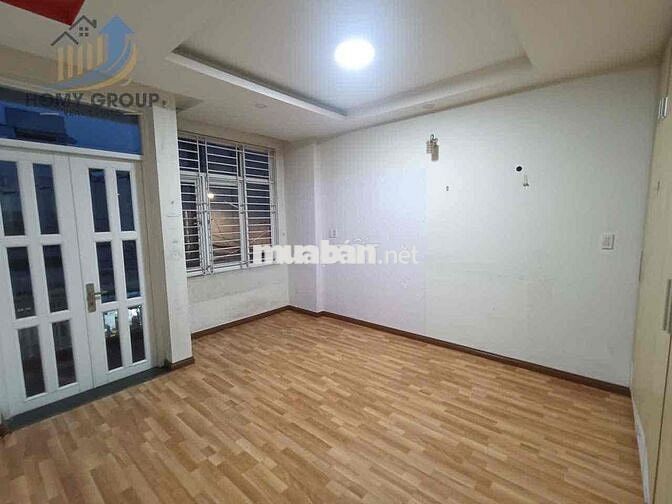 CÁCH MẶT TIỀN 2 CĂN NHÀ 3 LẦU 4PN 5WC ĐƯỜNG 8 LINH XUÂN-LÀNG ĐẠI HỌC