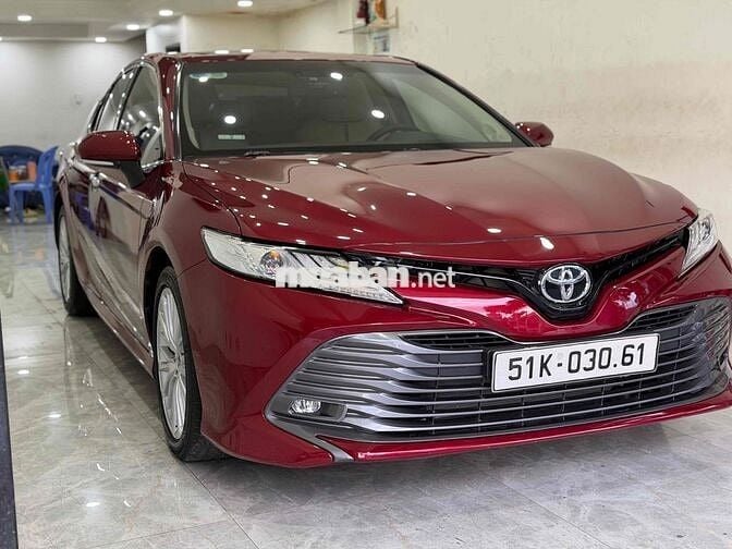 Toyota Camry 2021 2.5Q  32000 km full lịch sữ hãng