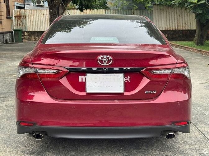 Camry 2022 2.5Q ht ngân hàng 80% toàn quốc