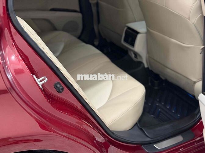 Toyota Camry 2021 2.5Q  32000 km full lịch sữ hãng