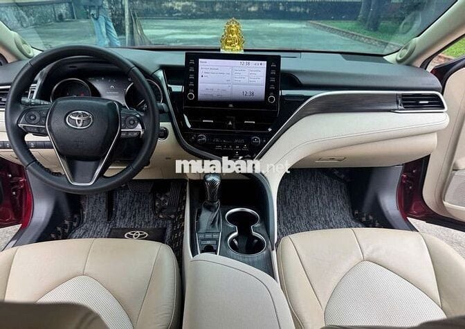 Camry 2022 2.5Q ht ngân hàng 80% toàn quốc
