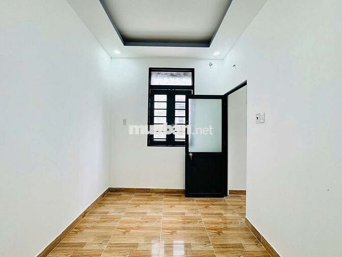 Bán nhà xổ chung đồng sở hữu đất thổ cư đường xe hơi