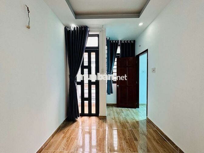 Bán nhà xổ chung đồng sở hữu đất thổ cư đường xe hơi