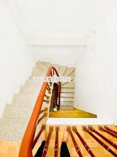 BÁN NHÀ RIÊNG VTP - 35M2 - 5 TẦNG - FULL NỘI THẤT XỊN SÒ - Ô TÔ ĐỖ CỬA