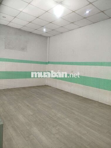 nhà cho thuê hơn 100m2 gần chợ đầu mối