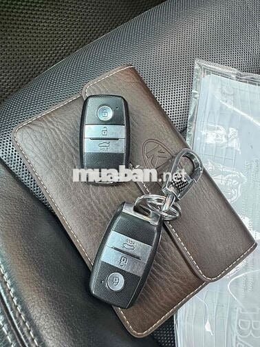 Cần bán  Kia K3 2013 1.6 AT - 140000 km