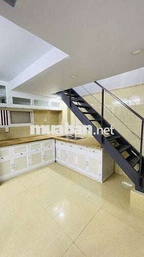 Nhà hẻm xe hơi 105m2, 4 phòng ngủ, đường Nơ Trang Long, Q. Bình Thạnh