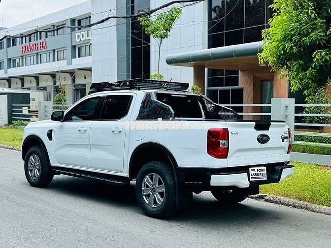 FORD RANGER XLT 2 CẦU SỐ TỰ ĐỘNG MODEL 2023