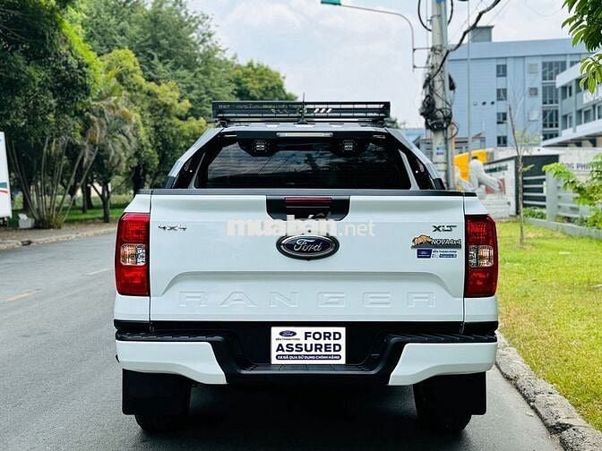 FORD RANGER XLT 2 CẦU SỐ TỰ ĐỘNG MODEL 2023
