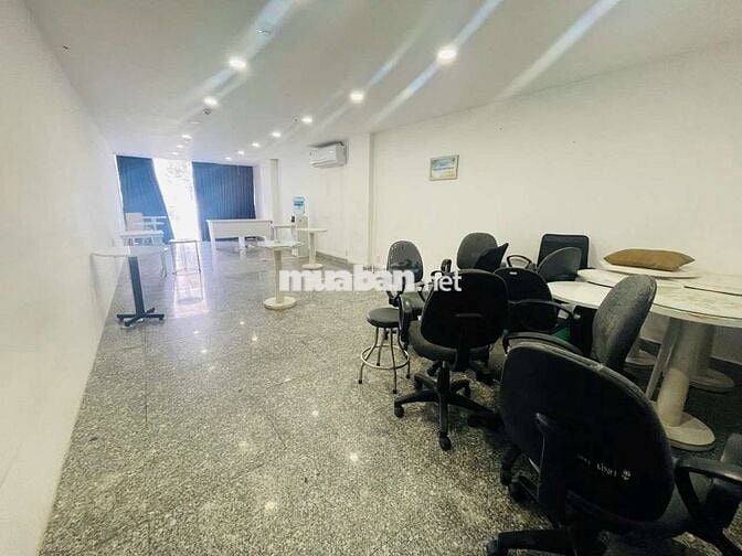 Chính chủ cho thuê nguyên căn ngang 9m 6 lầu quận 10 vị trí đẹp