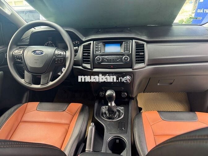 FORD RANGER 2019 SỐ SÀN_1 CHỦ TRANG PHỤ KIỆN NHIỀU