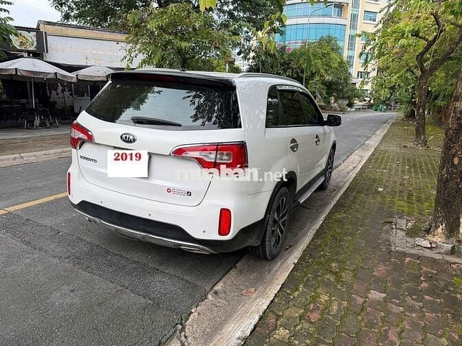 Kia Sorento 2019 2.4 GAT Deluxe - 82000 km