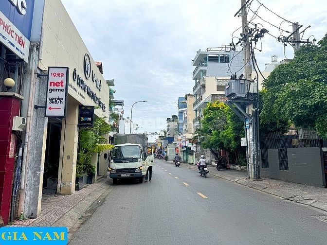 BÁN NHÀ MẶT TIỀN : ĐƯỜNG NGUYỄN VĂN ĐẬU - P. 11 - Q. BÌNH THẠNH - HCM