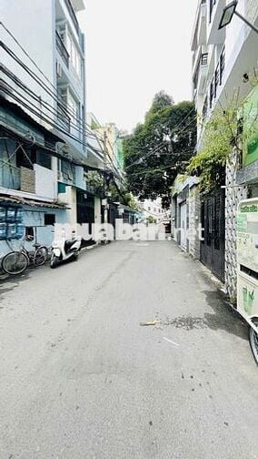 Nhà hẻm xe hơi 105m2, 4 phòng ngủ, đường Nơ Trang Long, Q. Bình Thạnh