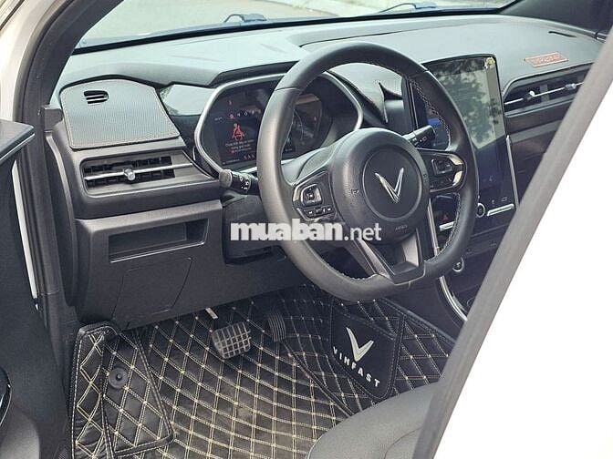 VinFast VFe34 2022  - 100000 km