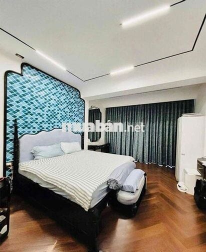 SIÊU PHẨM !! Tân Bình trệt 4 tầng thang máy cực đẹp