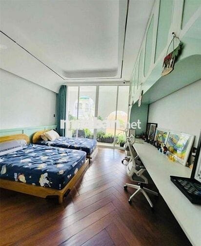 SIÊU PHẨM !! Tân Bình trệt 4 tầng thang máy cực đẹp