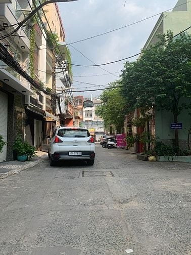 Nhà đẹp 5 tầng HXH Nguyễn Văn Đậu giá chỉ nhỉnh 10 tỷ