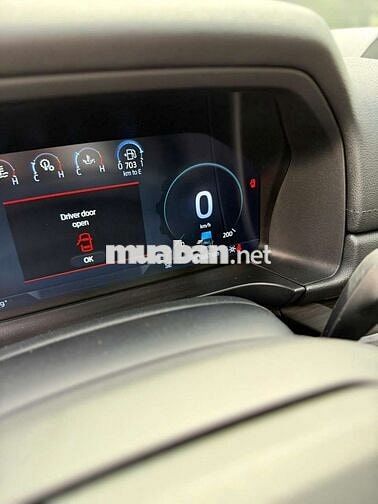 Ford Everest 2023 Titanium 2.0 AT 4x4 - 35000 km