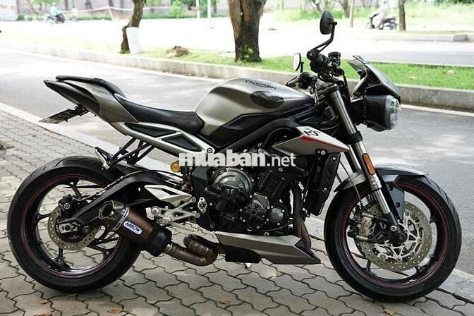 🐳🐊TRIUMPH TRIPLE 765 BẢN RS NHIỀU ĐỒ, CÓ ĐỔI XE
