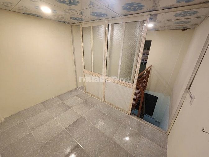 Bán nhà chính chủ đ Nguyễn Ảnh Thủ q12 gần khu cn Tân Thới Hiệp 