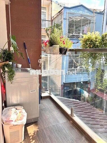 CĂN HỘ MỚI XÂY FULL NỘI THẤT NGAY TRẦN HƯNG ĐẠO