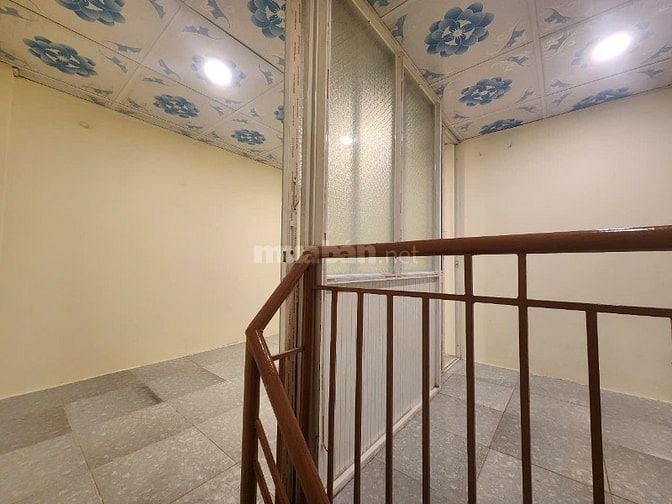 Bán nhà chính chủ đ Nguyễn Ảnh Thủ q12 gần khu cn Tân Thới Hiệp 