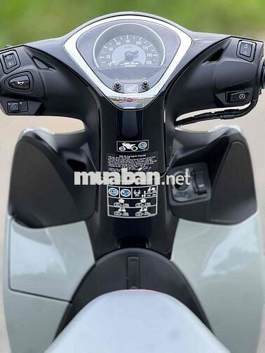 Shmode 125 Xám Xi Măng 6/2025 Odo 60km Like New🎉🎉🎉